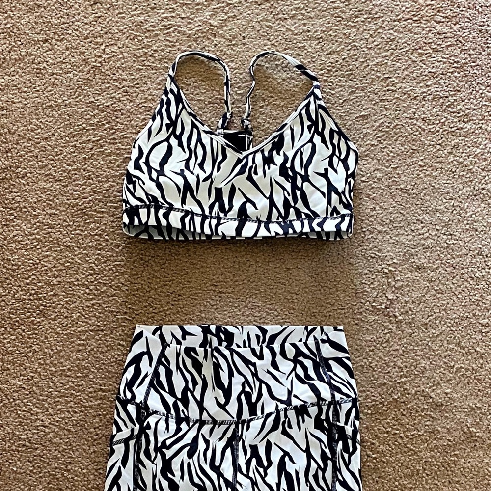 Zyia Safari Set Make an Offer